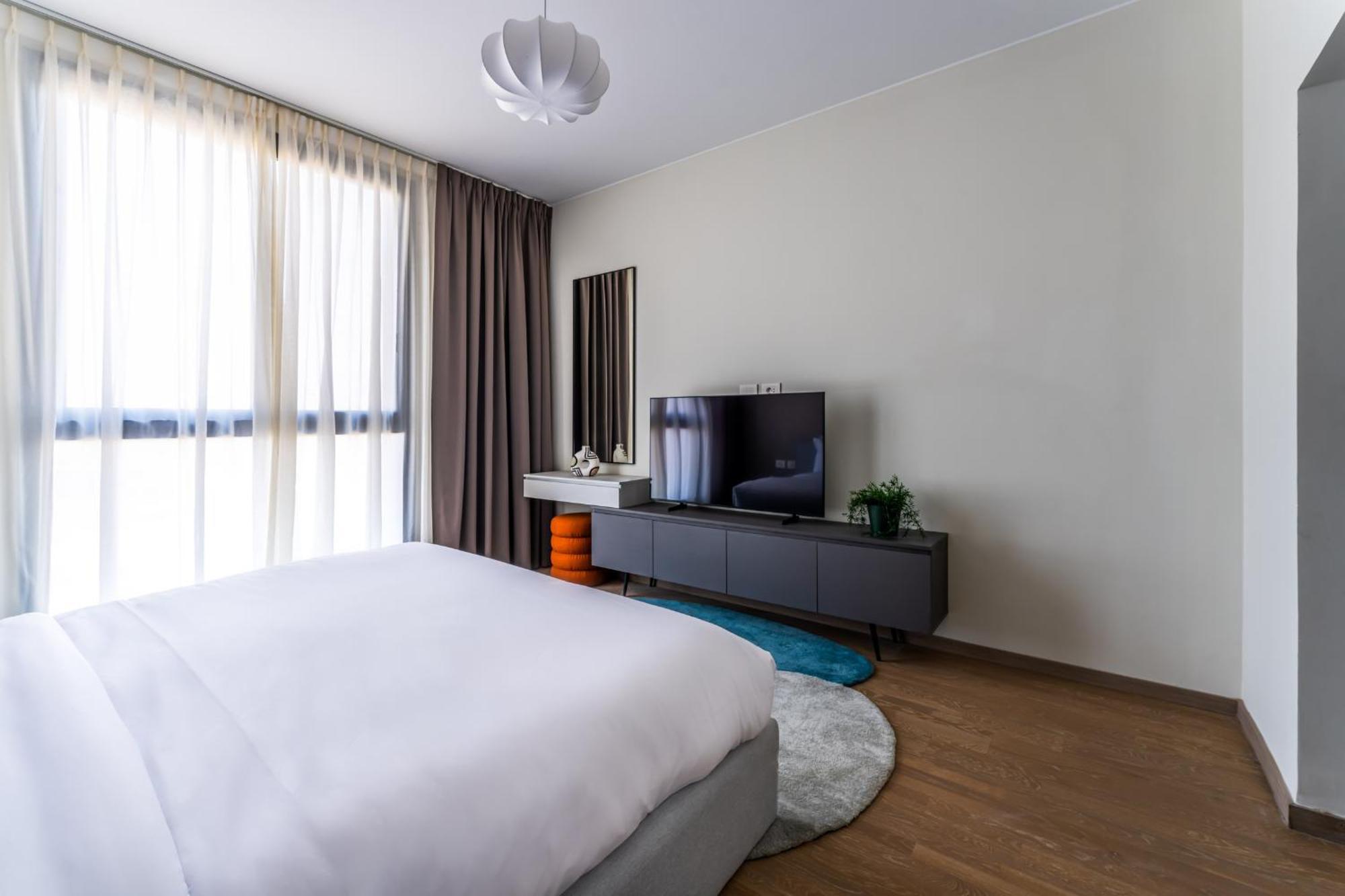 Brassbell L Sheikh Zayed L Aeon Towers * Каїр